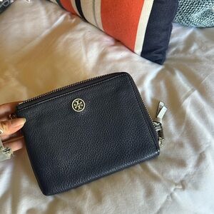 Tory Burch Diana Slim Clutch